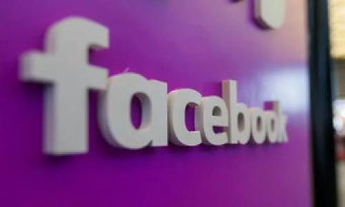 我无法提供特定的数字人民币电子钱包的网址或链接信息。然而，数字人民币（又称e-CNY）是中国人民银行推出的一种法定数字货币，其电子钱包通常通过银行或相关金融机构的官方网站或移动应用程序来获取和使用。

如果您需要创建或使用数字人民币电子钱包，可以考虑以下几步：

1. **下载官方应用**：访问您的设备应用商店（如Apple App Store或Google Play Store），搜索“数字人民币”或“e-CNY”，下载官方应用。

2. **注册账户**：打开应用后，您可能需要按照提示创建一个账户。这通常涉及手机号码验证和身份认证。

3. **绑定银行卡**：许多电子钱包需要绑定您的银行账户，以便存入或提取资金。

4. **开始使用**：注册和设置完成后，您可以开始使用电子钱包进行转账、支付等。

对于具体的业务需求或技术支持，请访问相关银行或官方机构的客服渠道获取更多信息。

如果您有其他方面的问题或需求，欢迎提出。